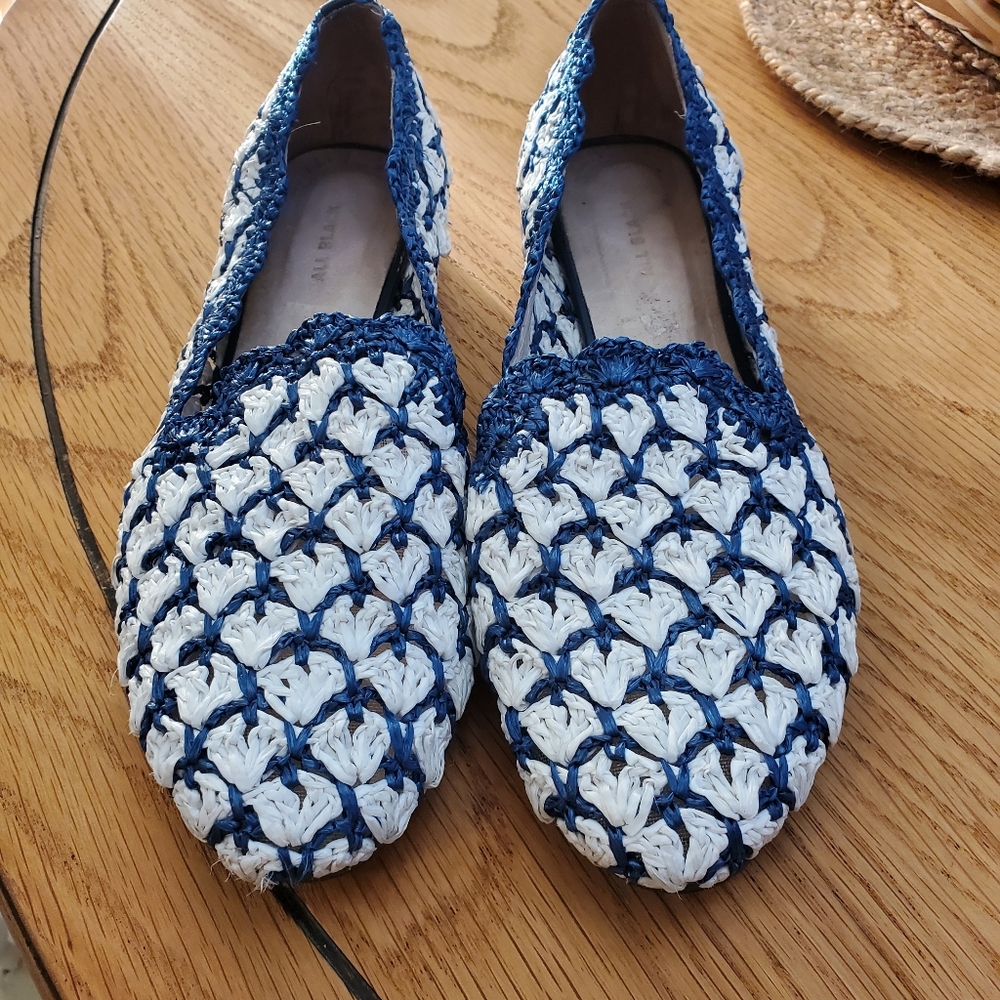 Slip On‎ Shoes